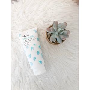 This Feel Feel Balanced Moisture Balancing Cream